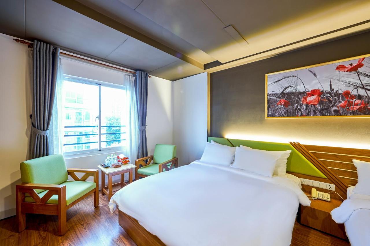 The Noble Swan Hotel Saigon โฮจิมินห์ซิตี้ ภายนอก รูปภาพ