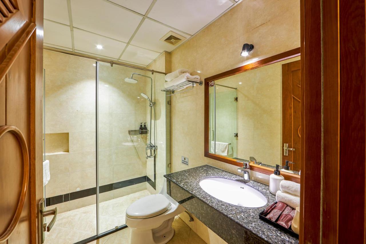 The Noble Swan Hotel Saigon โฮจิมินห์ซิตี้ ภายนอก รูปภาพ